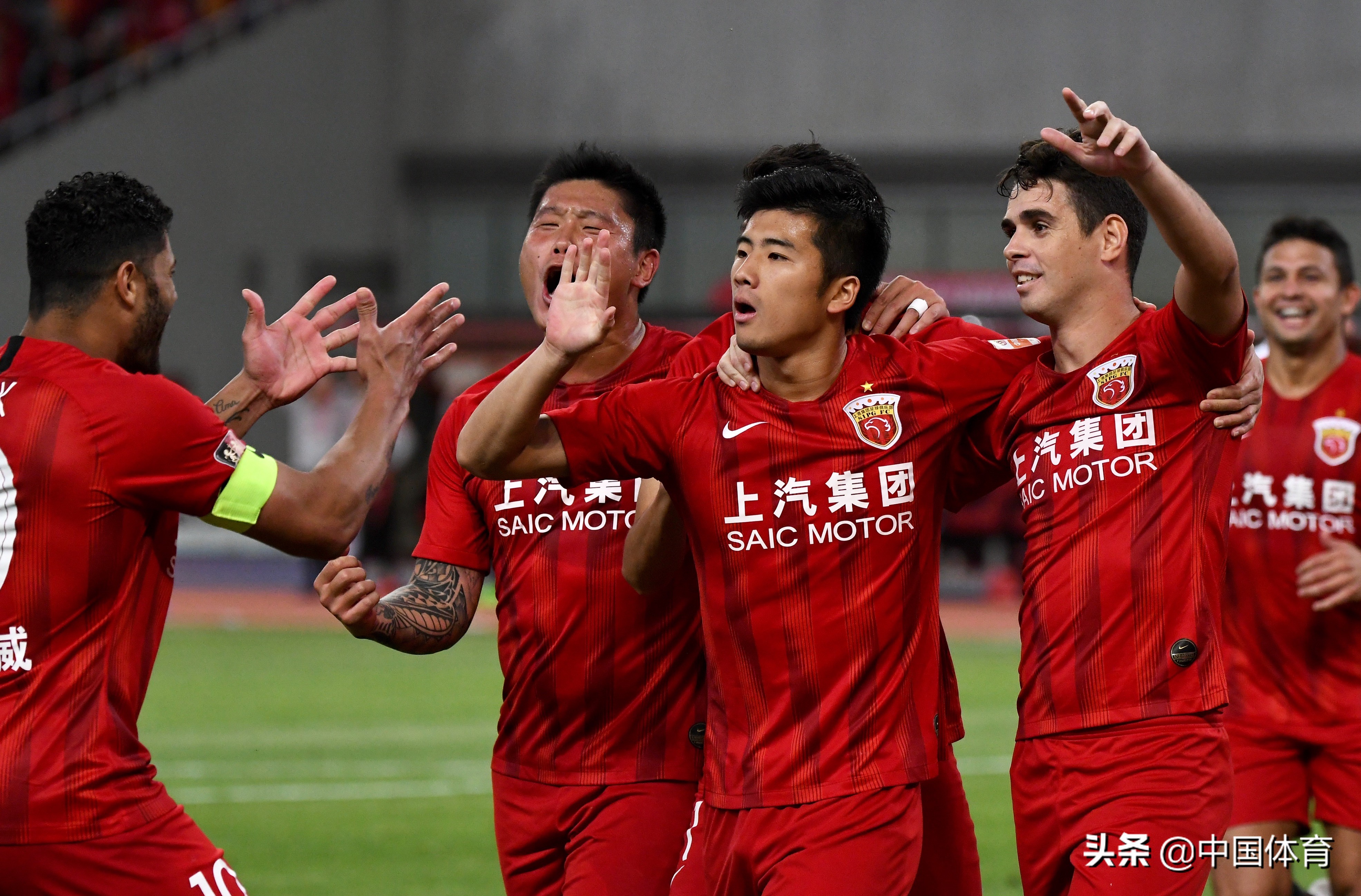 包含上海上港客场不敌广州富力，连败大陆的词条