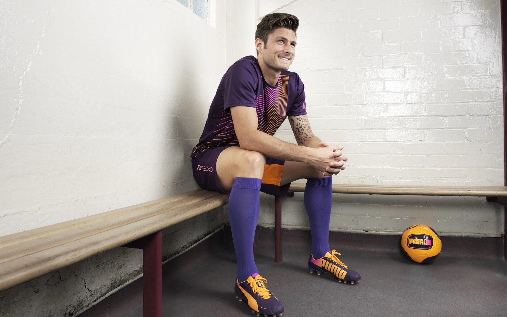 加维独舞撕裂黄黑防线，莱比锡红牛进攻风暴席卷多特蒙德